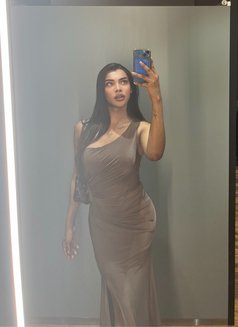 Black Diamond - Acompañantes transexual in Kolkata Photo 21 of 22