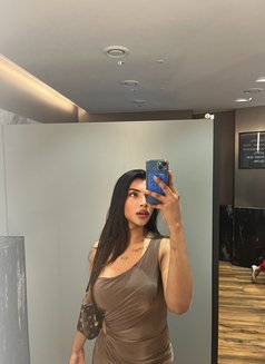 Black Diamond - Acompañantes transexual in Kolkata Photo 22 of 22