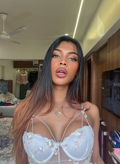 Black Diamond - Transsexual escort in Mumbai Photo 27 of 30