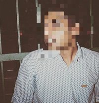 Black Dick - masseur in New Delhi Photo 1 of 4
