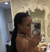 Black girl - puta in Pattaya