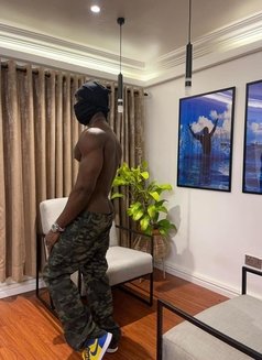 Black Hot - Male escort in Dubai Photo 3 of 3