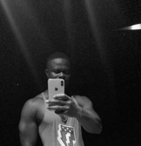 Black Jack - Acompañantes masculino in Accra