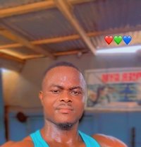Black Jack - Acompañantes masculino in Accra