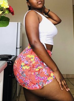 Black Jada - escort in Paris Photo 3 of 4