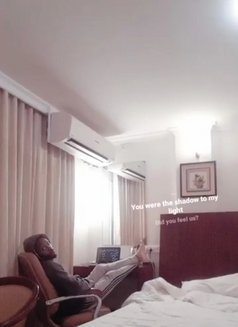 Black Mamba - Acompañantes masculino in Pune Photo 1 of 7