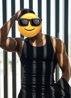 Black Man - Male escort in Estoril Photo 3 of 3