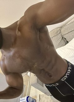 BLACK MASTER - Male escort in Riyadh Photo 2 of 2