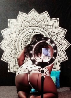 BLACK MISTRESS-SEXTING,VIDEOS FOR SALE - Transsexual escort in New Delhi Photo 21 of 25
