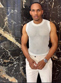 Black Nigga - Male escort in Bangkok Photo 1 of 2
