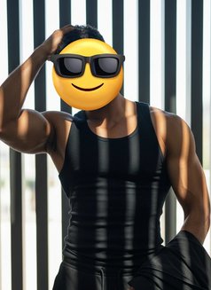 Black Panther - Acompañantes masculino in Tunis Photo 1 of 2