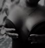 Queen black and many other in Kolkata - escort in Kolkata Photo 2 of 4