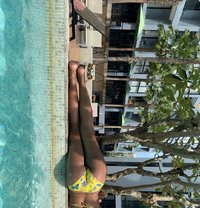 Black Slim Babe - puta in Phuket