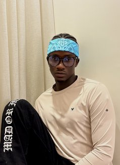 Black Sun - Male escort in Riyadh Photo 1 of 5