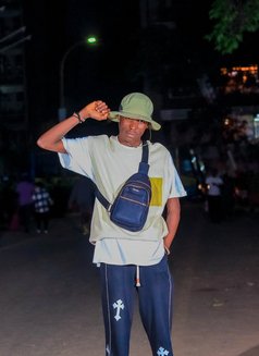 Black Syrup - Male escort in Nairobi Photo 1 of 4