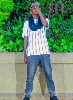 Black Syrup - Male escort in Nairobi Photo 2 of 4