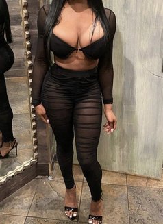 Black Valentina - escort in Busan Photo 2 of 3