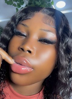 Black Valentina - escort in Busan Photo 3 of 3