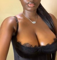 Blackbee - escort in Yokosuka