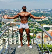 Blackberry - Male adult performer in Bangkok