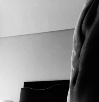 Blackcaramel57 - Male escort in Dubai