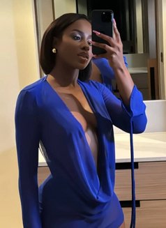 Blackcoffee - puta in Kuala Lumpur Photo 2 of 3