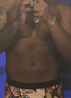 Blackdingo - Acompañantes masculino in Al Manama Photo 2 of 2