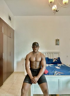 Blackie - Male escort in Dubai Photo 3 of 4
