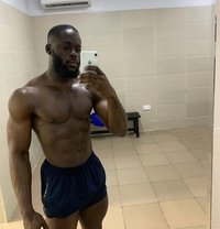 Blackkingxl - Male escort in Dubai