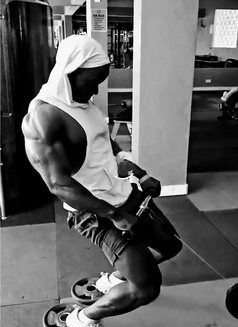 Blackmalcom, Ladies Only: Diani, Nyali.M - Male escort in Mombasa Photo 1 of 2