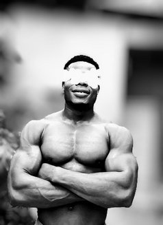 Blackmalcom, Ladies Only: Diani, Nyali.M - Male escort in Mombasa Photo 2 of 2