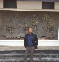 Blackmamba - masseur in Colombo