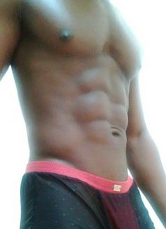 Blackmusclehunk - Acompañantes masculino in Lagos, Nigeria Photo 3 of 5
