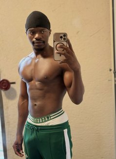 Banks - Male escort in Riyadh Photo 6 of 8