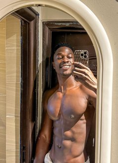 Blacky Jkt - Male escort in Jakarta Photo 4 of 6