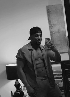 Blacky971 - Male escort in Dubai Photo 1 of 1