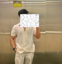 Blade New Arab - Acompañantes masculino in Nairobi