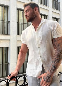 BlaineSeid - Male escort in Dubai Photo 8 of 8