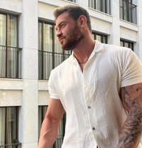 BlaineSeid - Acompañantes masculino in Dubai Photo 9 of 9