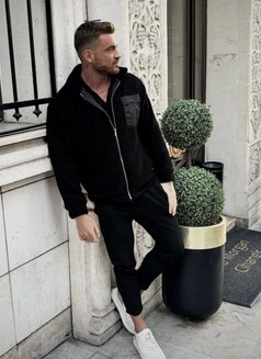 BlaineSeid - Male escort in Dubai Photo 2 of 5