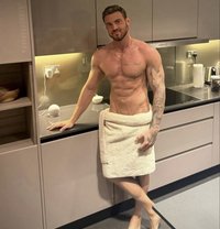 BlaineSeid - Male escort in Dubai Photo 2 of 6