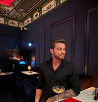 BlaineSeid - Acompañantes masculino in Dubai Photo 7 of 7