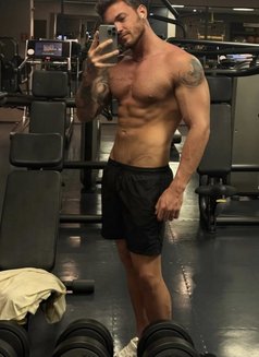 BlaineSeid - Male escort in Dubai Photo 7 of 8