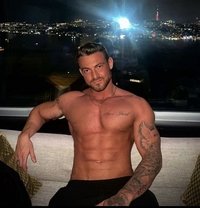 BlaineSeid - Male escort in İstanbul Photo 10 of 10