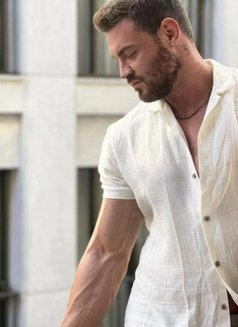 BlaineSeid - Male escort in İstanbul Photo 6 of 6