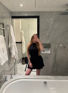 Blair Clementine - escort in Hong Kong Photo 12 of 17