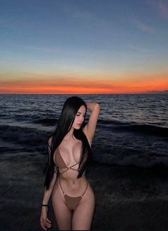 Blair - escort in Makati City Photo 1 of 11