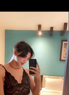 Blair Woldorf - Transsexual escort in Riyadh Photo 5 of 16