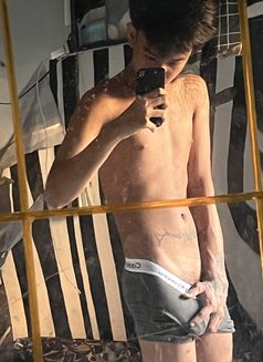 Blaire - Male escort in Manila Photo 8 of 14