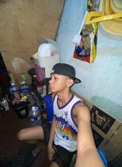 Blaire - Male escort in Manila Photo 22 of 24